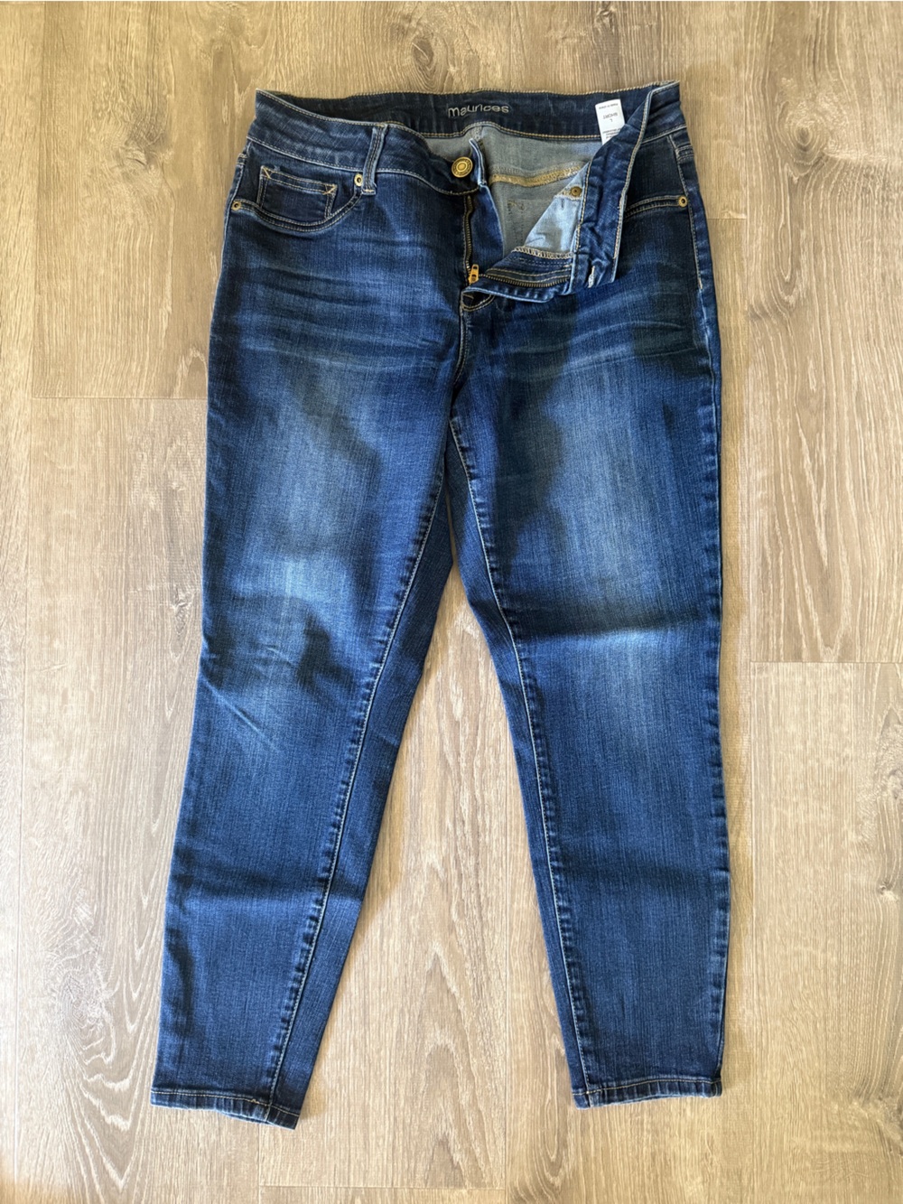 Maurices Women's Skinny Jeans in Dark Blue Wash